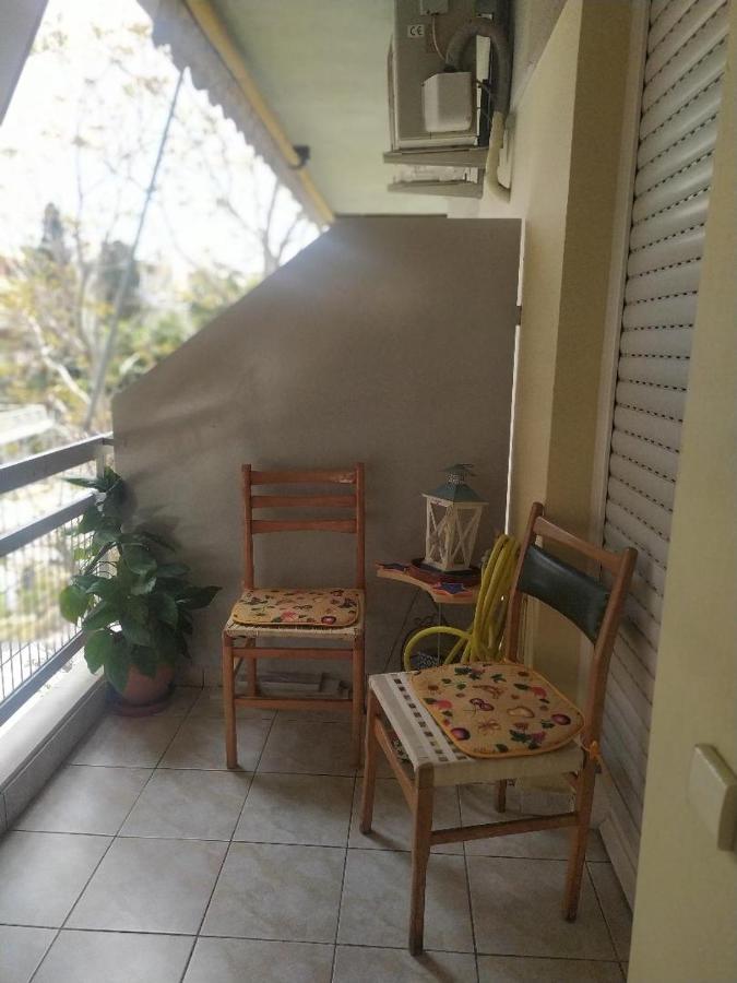 Small And Cosy Appartment- Piccolina Loutraki  Bagian luar foto
